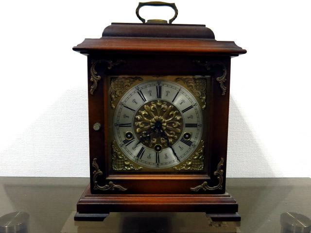 ウルゴス置時計2